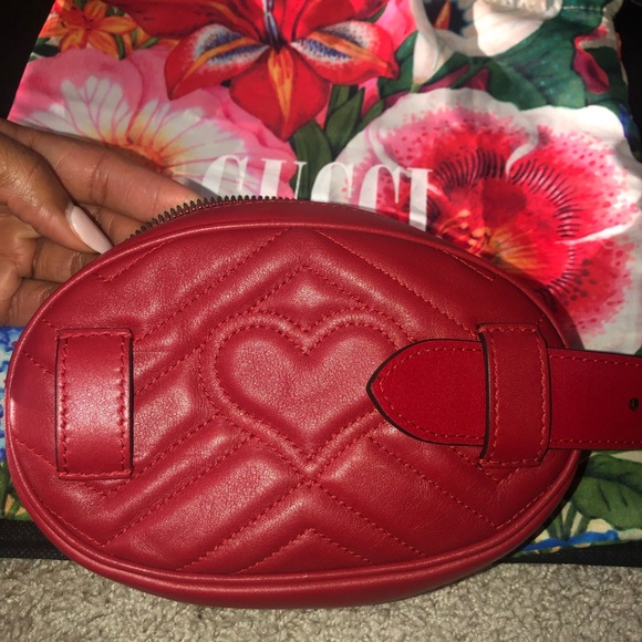Gucci Red Matelassé Leather GG Marmont Belt Bag - Picture 4 of 16
